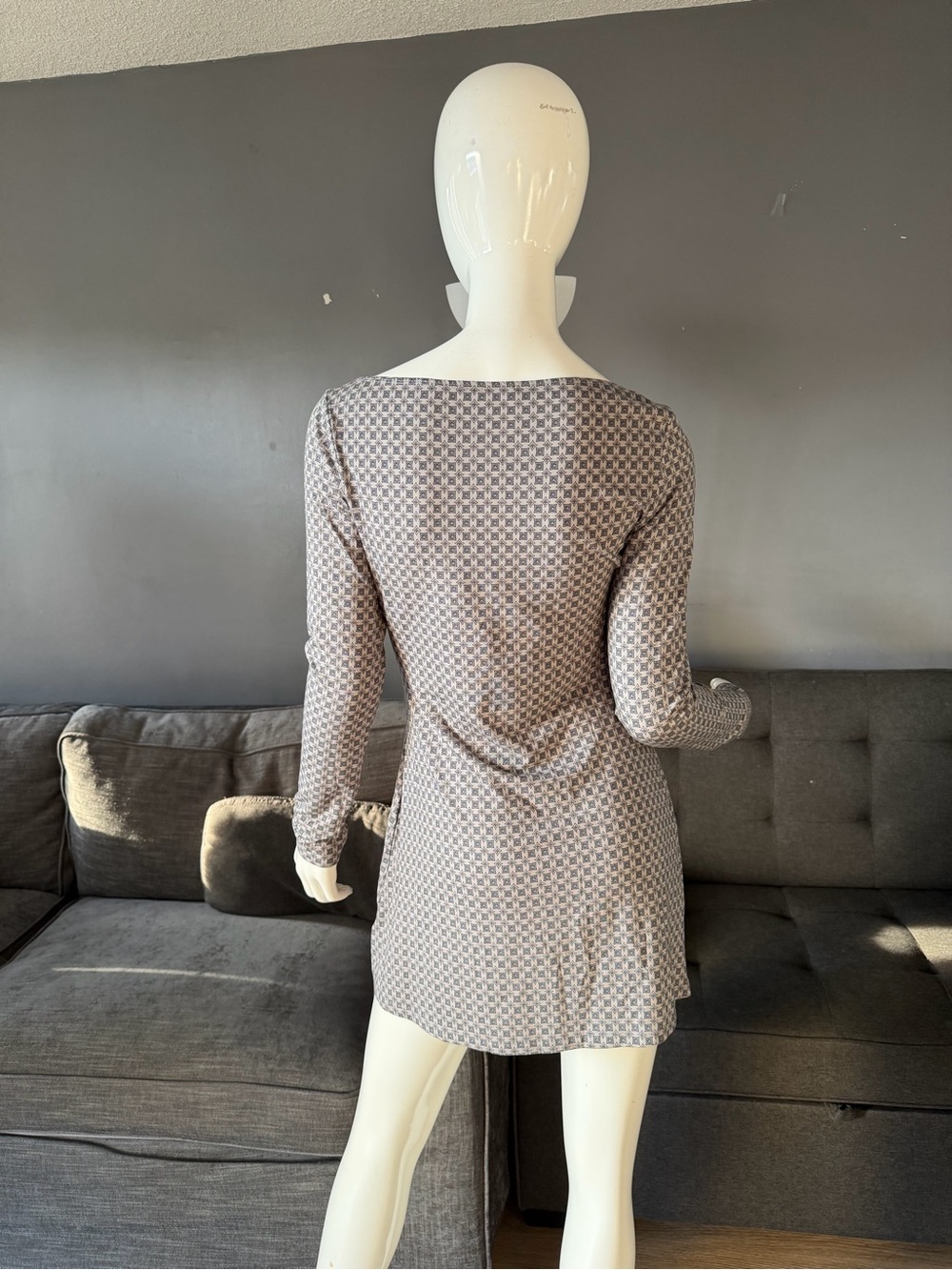 Reformation Jaelyn Knit Dress Long-Sleeve size Small - Picture 3 of 5